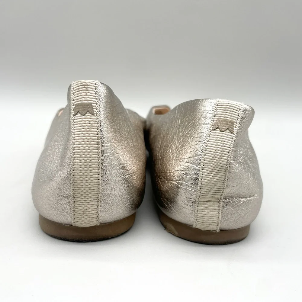 Birdies Womens 9 Goldfinch Ballet Flats Shoes Champagne Metallic Leather Chic